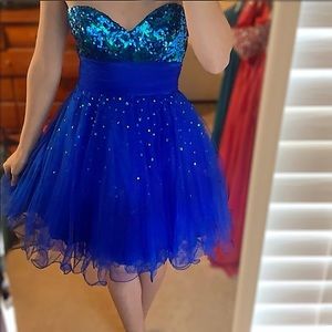Hannah S Cocktail / Homecoming dress! royal blue